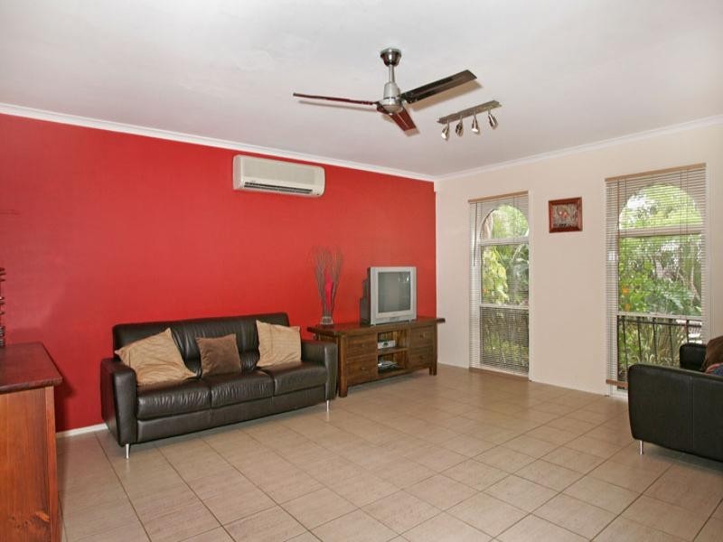 142 Cresthaven Avenue, Bateau Bay NSW 2261