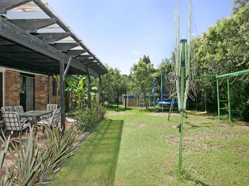 142 Cresthaven Avenue, Bateau Bay NSW 2261