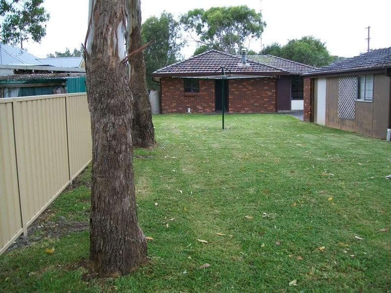 5 Crystal Street, Forresters Beach NSW 2260