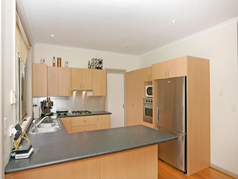 50 Sierra Avenue, Bateau Bay NSW 2261