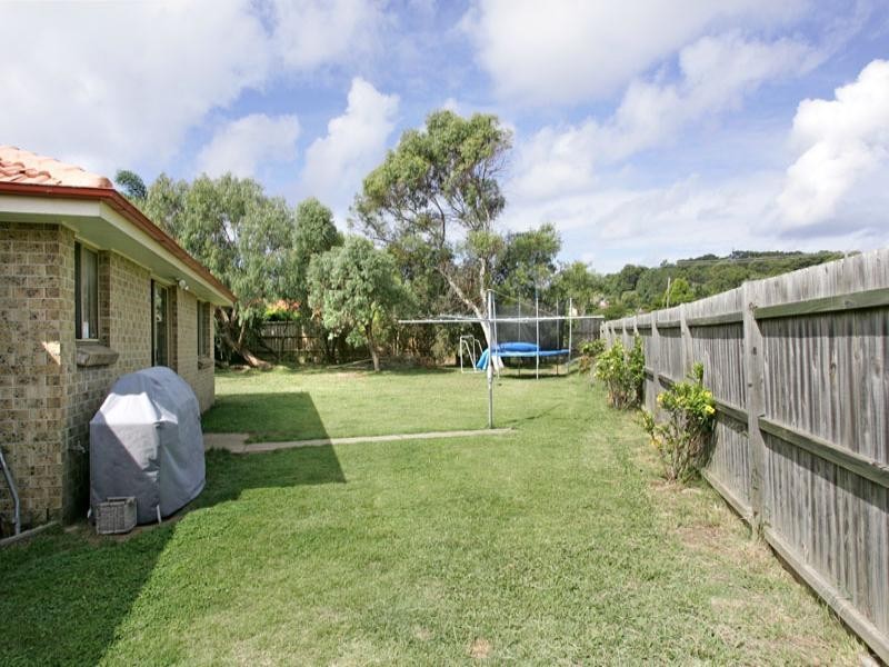 7 Finch Place, Bateau Bay NSW 2261