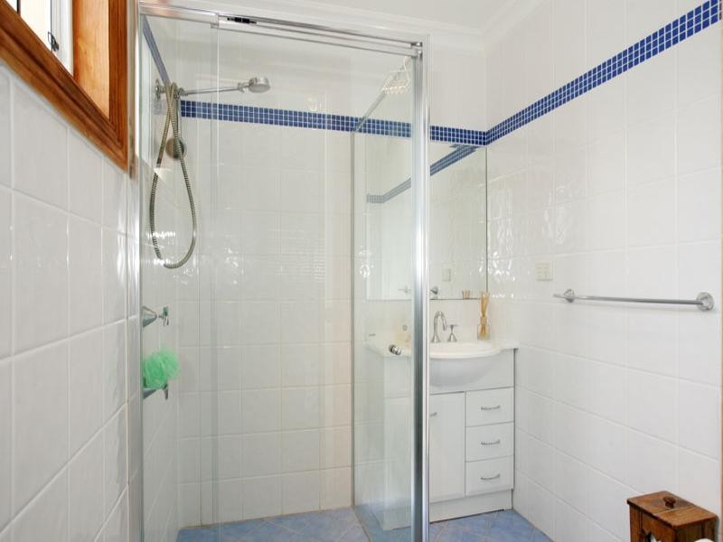 15 Ithaca Street, Bateau Bay NSW 2261