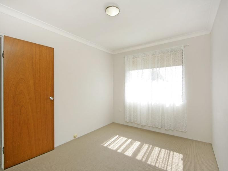 4/27 George Street, East Gosford NSW 2250