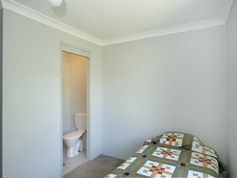 4 Hibiscus Close, Bateau Bay NSW 2261