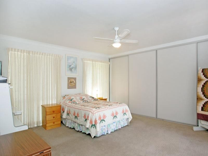 4 Hibiscus Close, Bateau Bay NSW 2261