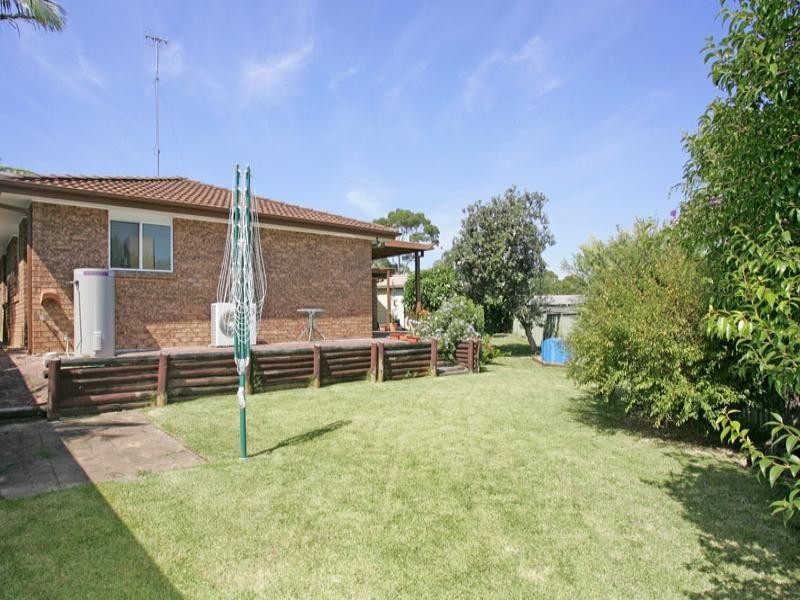 4 Hibiscus Close, Bateau Bay NSW 2261