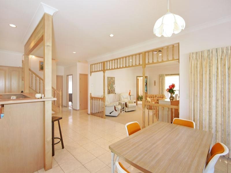 43 Bondi Road, The Entrance North NSW 2261