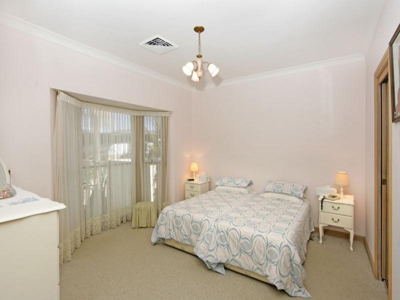 43 Bondi Road, The Entrance North NSW 2261