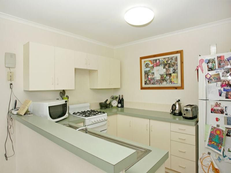 7 Finch Place, Bateau Bay NSW 2261