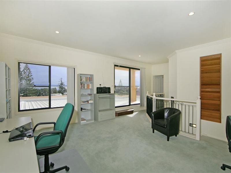 2B Wilfred Barrett Drive, The Entrance North NSW 2261