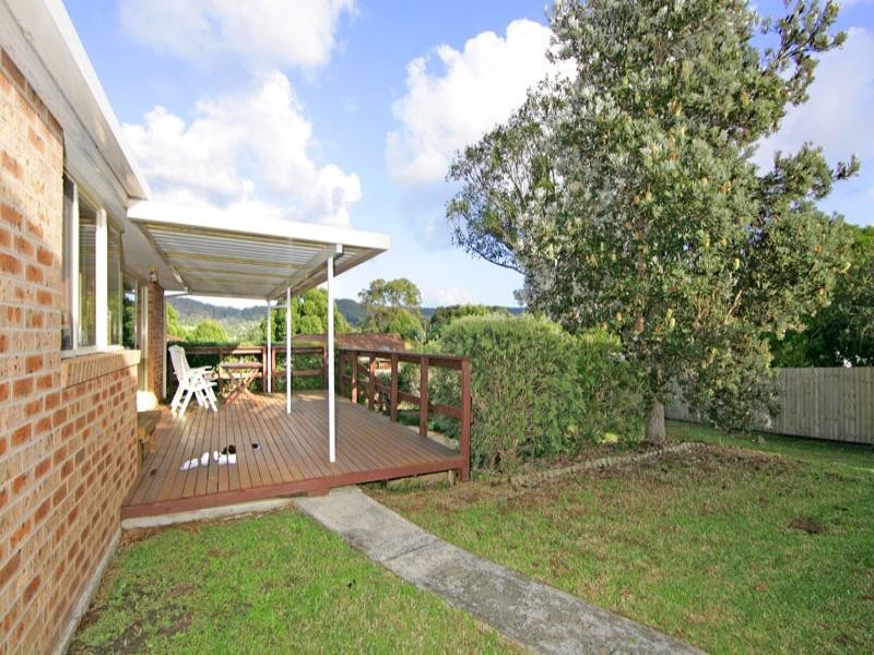 9 Lamb Close, Bateau Bay NSW 2261