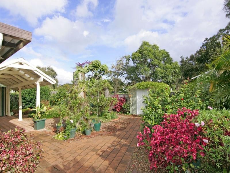 2 Compass Close, Bateau Bay NSW 2261