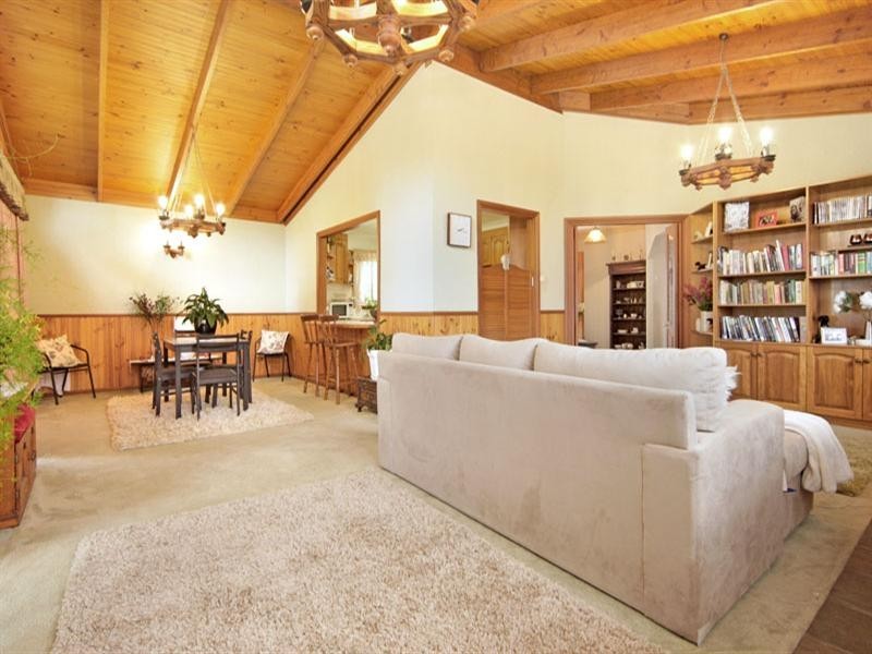 25 George Evans Road, Killarney Vale NSW 2261