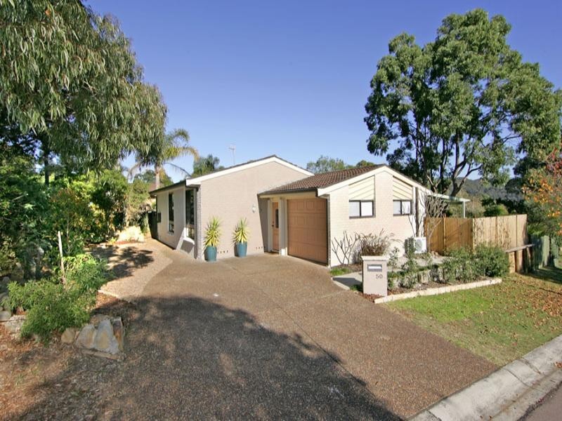 50 Premier Way, Bateau Bay NSW 2261