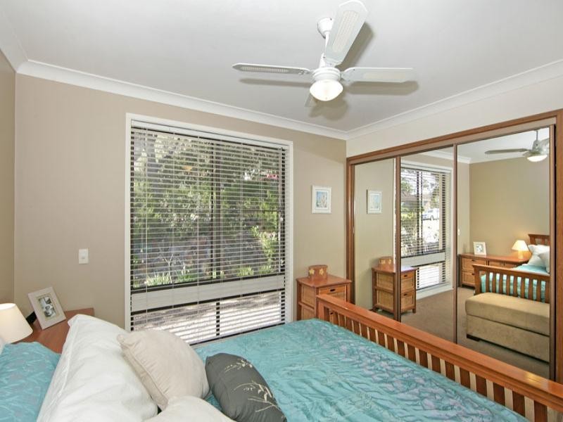 50 Premier Way, Bateau Bay NSW 2261