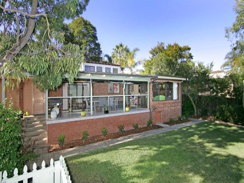 50 Premier Way, Bateau Bay NSW 2261