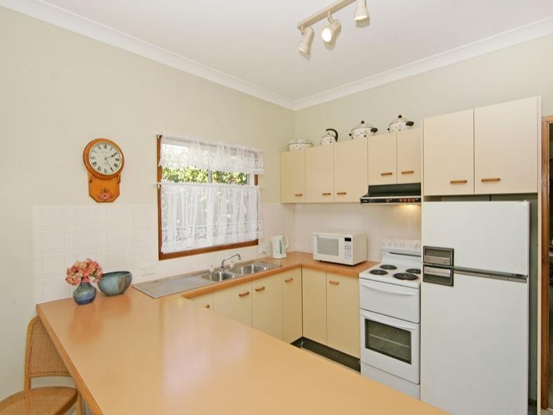 60 Oaks Avenue, Shelly Beach NSW 2261