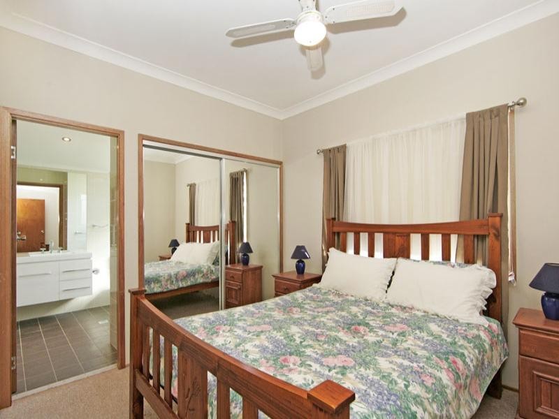 60 Oaks Avenue, Shelly Beach NSW 2261