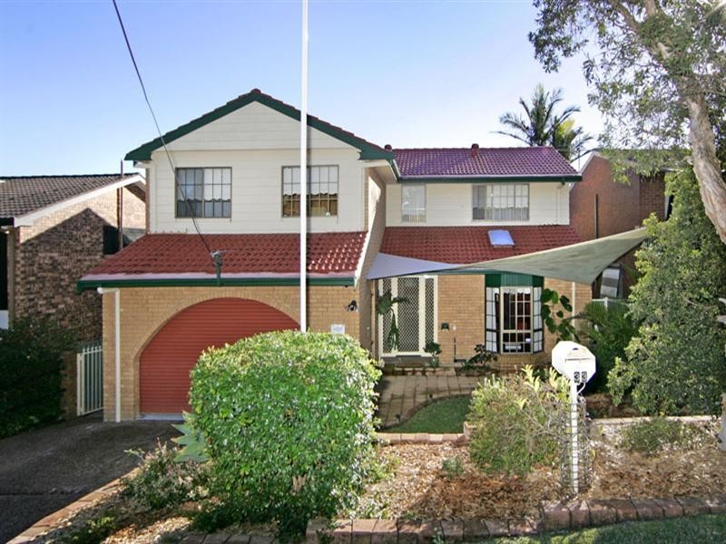 33 Curzon Avenue, Bateau Bay NSW 2261