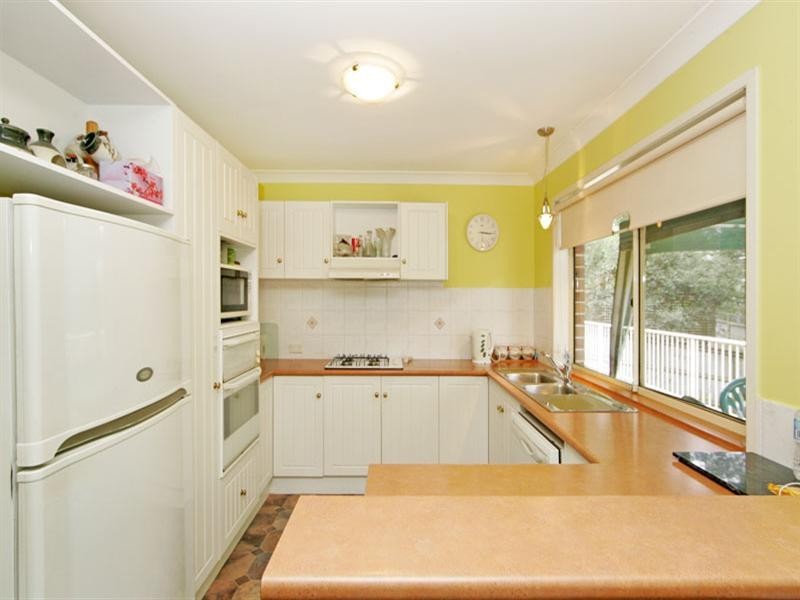 76 Bottlebrush Drive, Glenning Valley NSW 2261