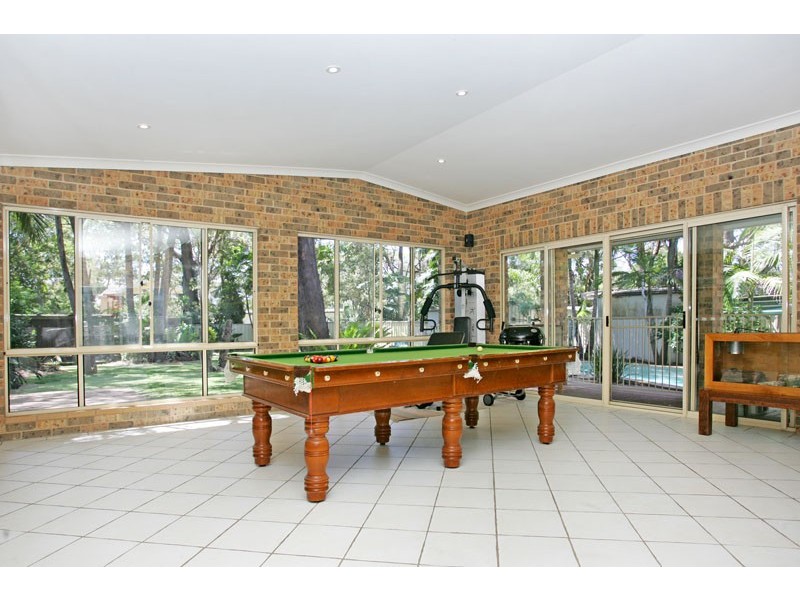 2 Guyagal Street, Bateau Bay NSW 2261