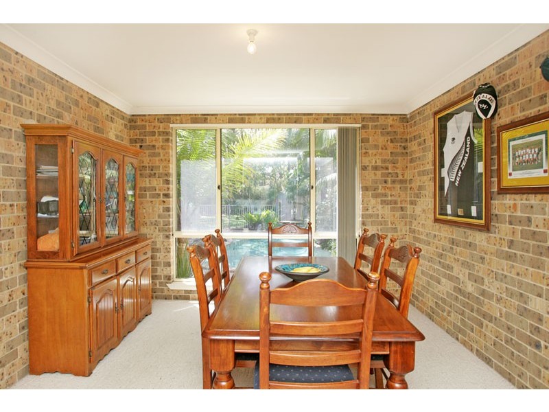 2 Guyagal Street, Bateau Bay NSW 2261