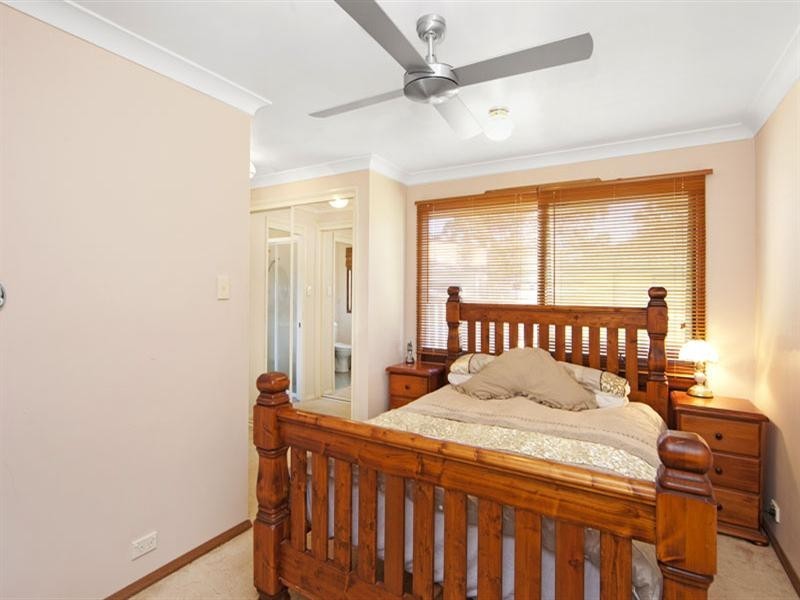 7 Banks Close, Bateau Bay NSW 2261