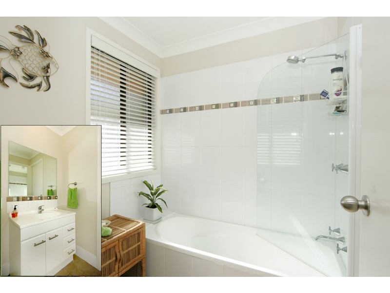 10 Waite Street, Bateau Bay NSW 2261