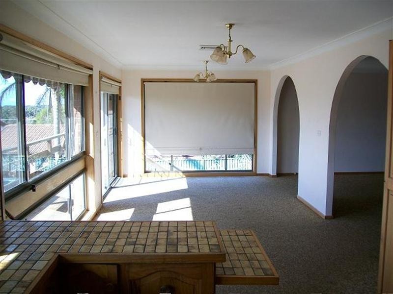 30 Promenade Avenue, Bateau Bay NSW 2261