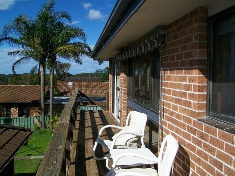 30 Promenade Avenue, Bateau Bay NSW 2261