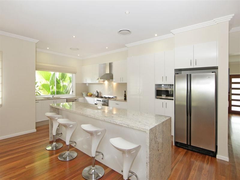 5 Bateau Bay Road, Bateau Bay NSW 2261