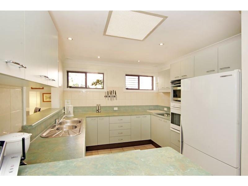 18 Wordsworth Avenue, Bateau Bay NSW 2261