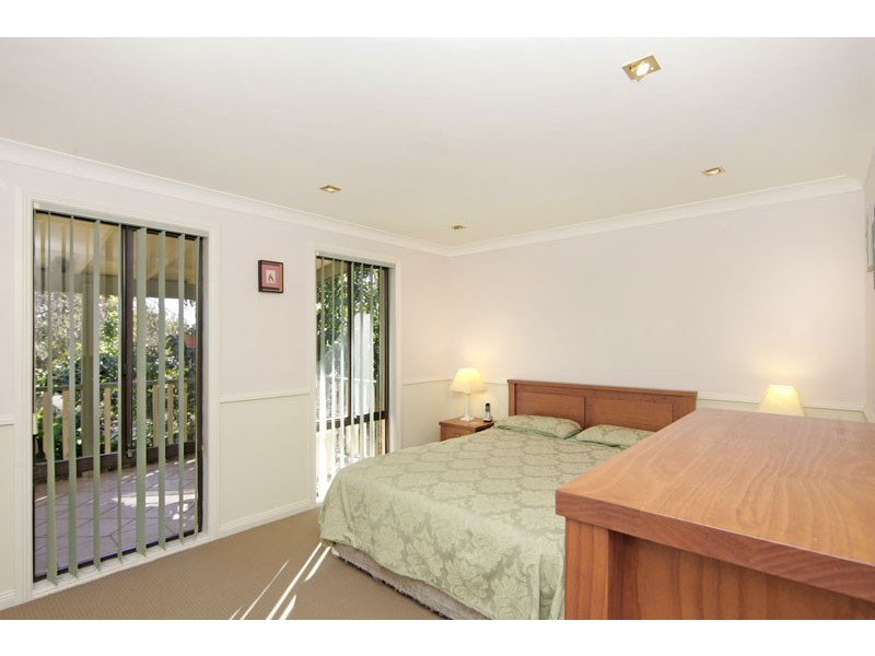 18 Wordsworth Avenue, Bateau Bay NSW 2261