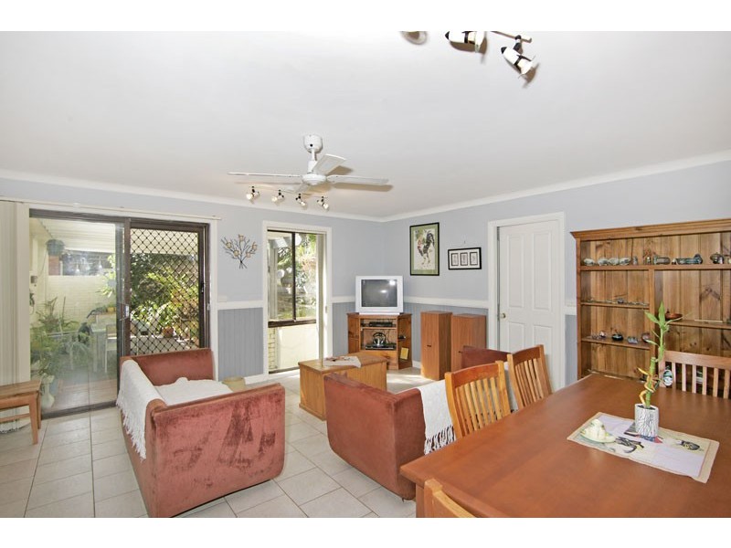 18 Wordsworth Avenue, Bateau Bay NSW 2261