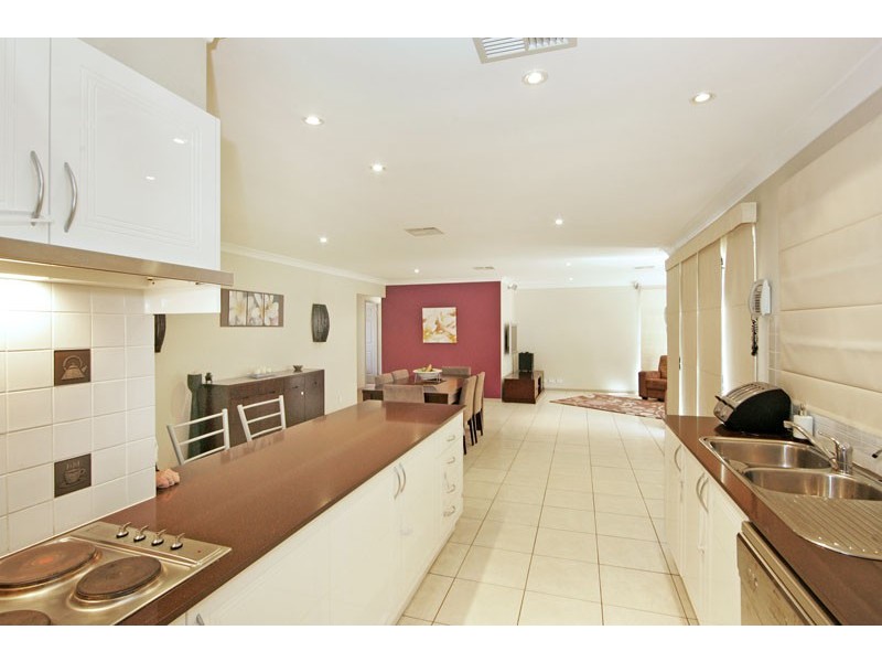 4 Wadi Road, Bateau Bay NSW 2261