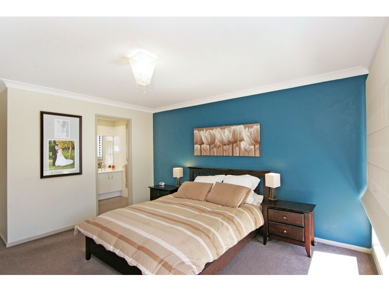 4 Wadi Road, Bateau Bay NSW 2261