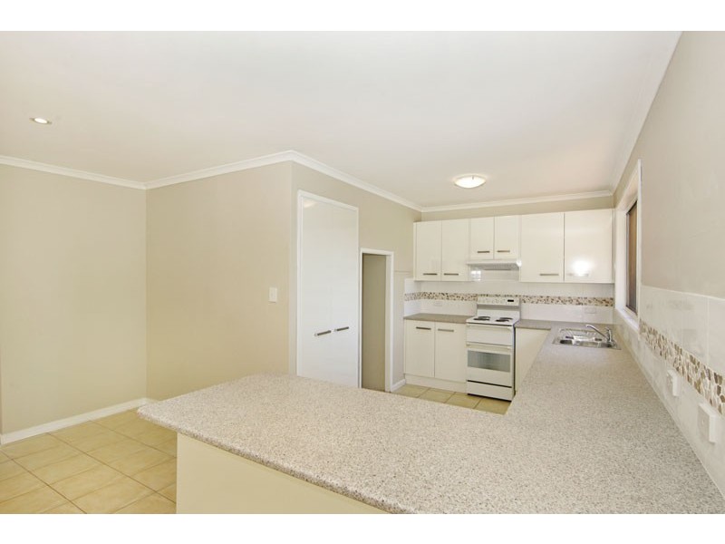 104 Cresthaven Avenue, Bateau Bay NSW 2261