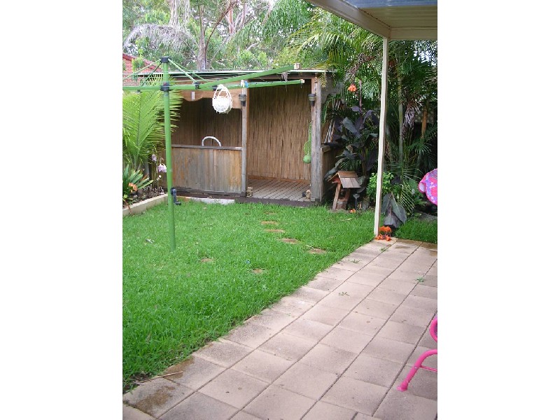 15 Rotherham Street, Bateau Bay NSW 2261