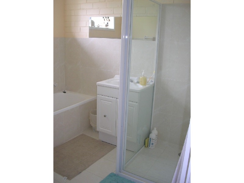 15 Rotherham Street, Bateau Bay NSW 2261