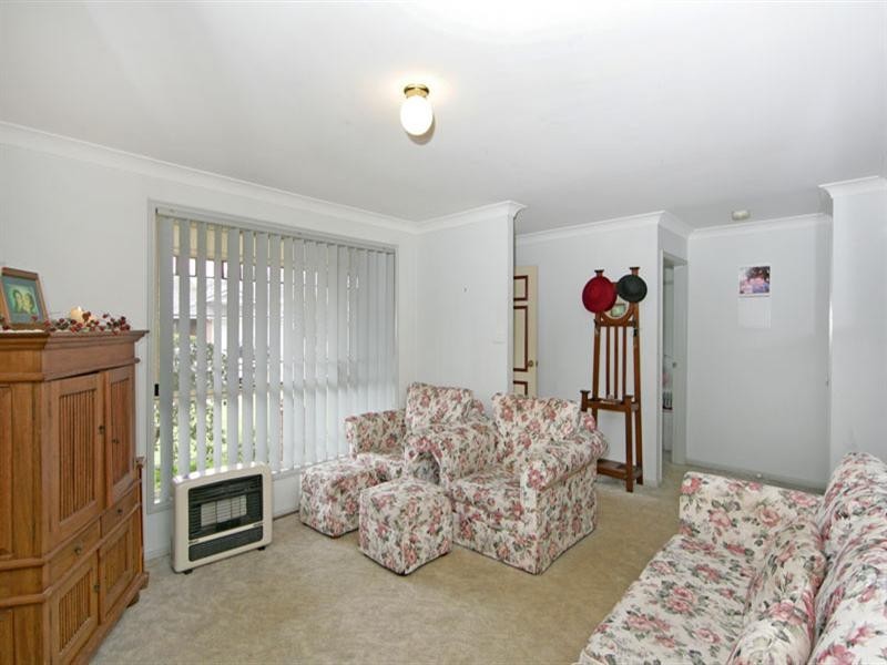 19 Kathleen Court, Berkeley Vale NSW 2261