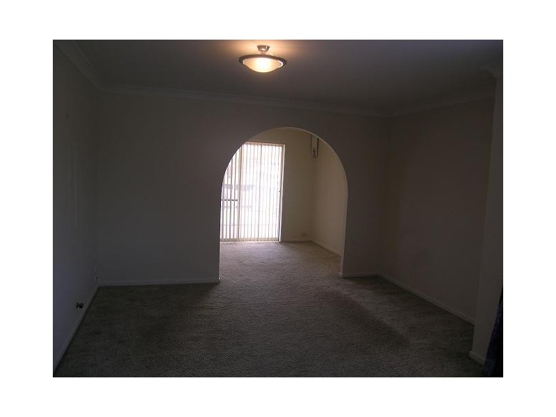 18 Adrian Close, Bateau Bay NSW 2261