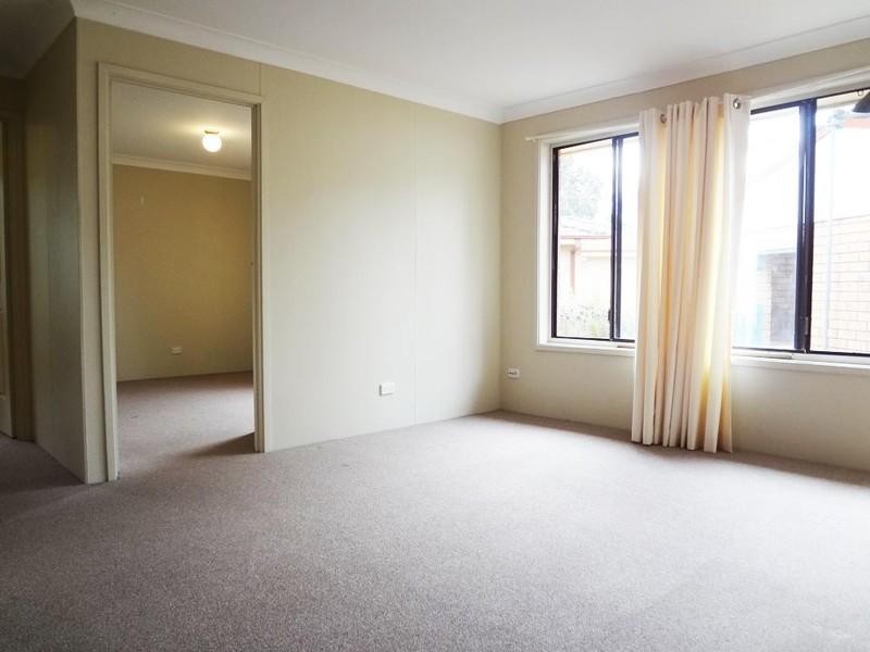 2/308 Lakedge Avenue, Berkeley Vale NSW 2261