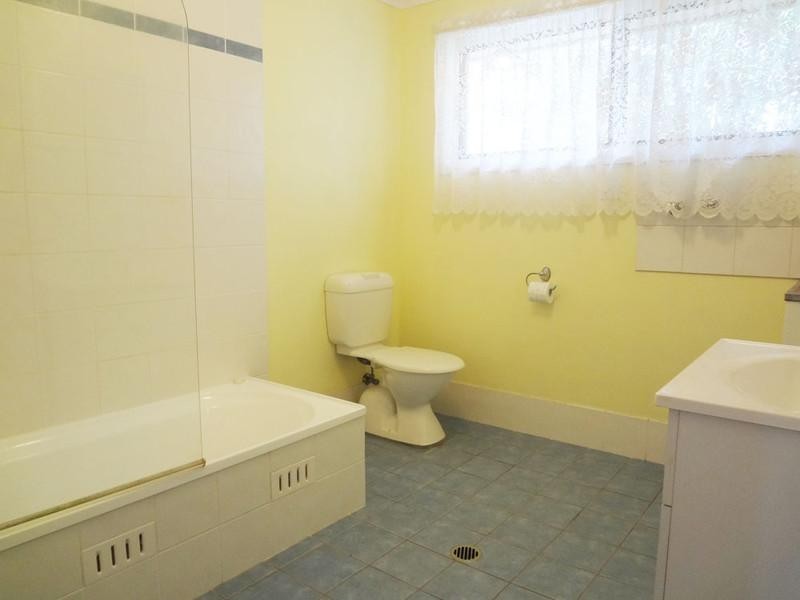 2/308 Lakedge Avenue, Berkeley Vale NSW 2261