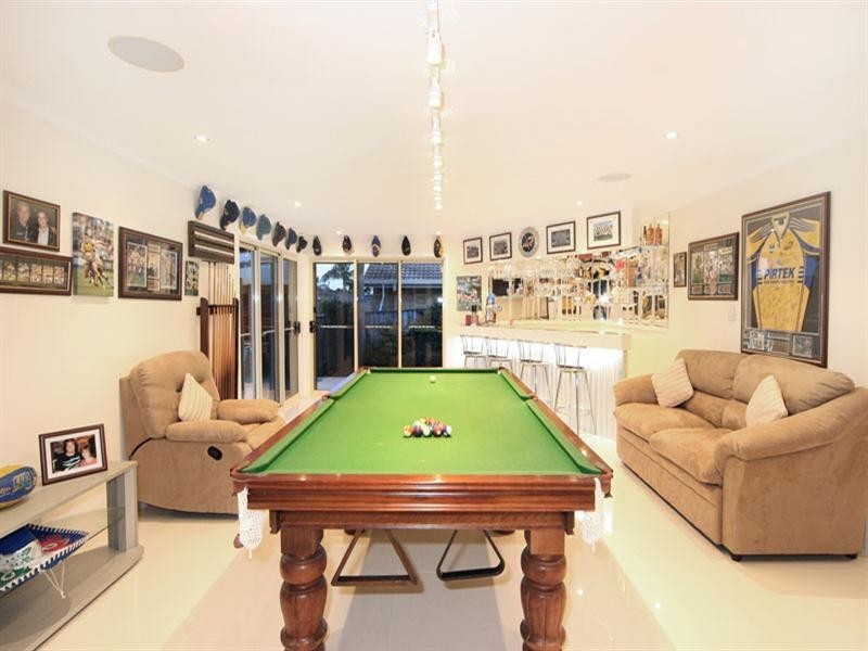 1 Oceanside Close, Bateau Bay NSW 2261