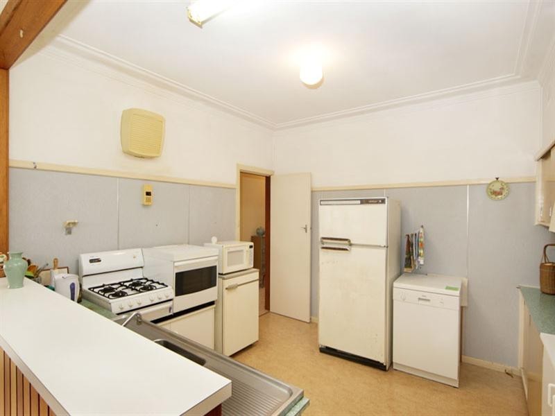 32 Harbour Street, Bateau Bay NSW 2261