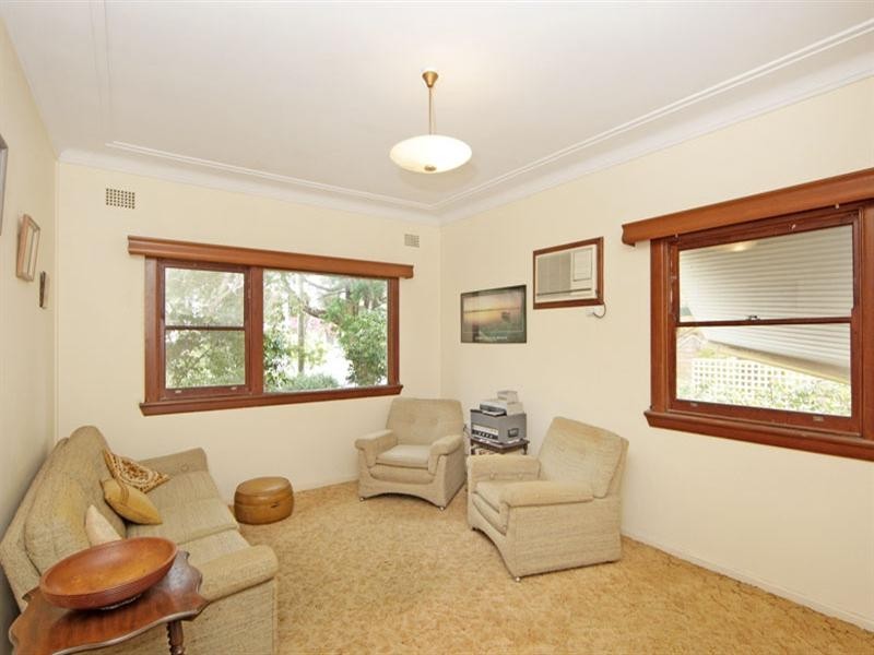 32 Harbour Street, Bateau Bay NSW 2261