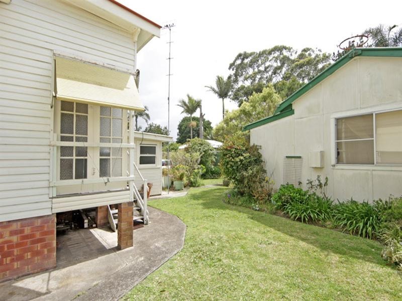 32 Harbour Street, Bateau Bay NSW 2261