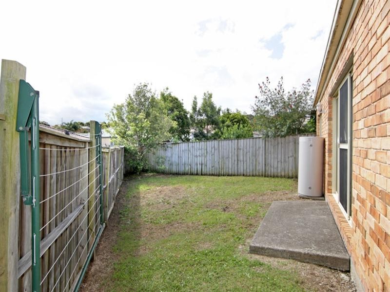 1/20 Aurora Place, Bateau Bay NSW 2261