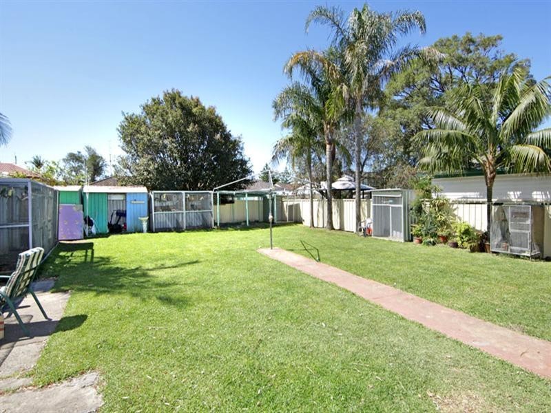 11 Oxley Road, Killarney Vale NSW 2261