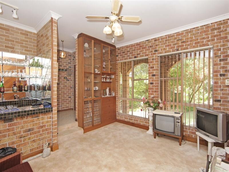 40 Sabrina Avenue, Bateau Bay NSW 2261